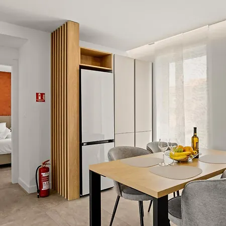 Calypso Apartament *