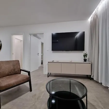 Calypso Apartment